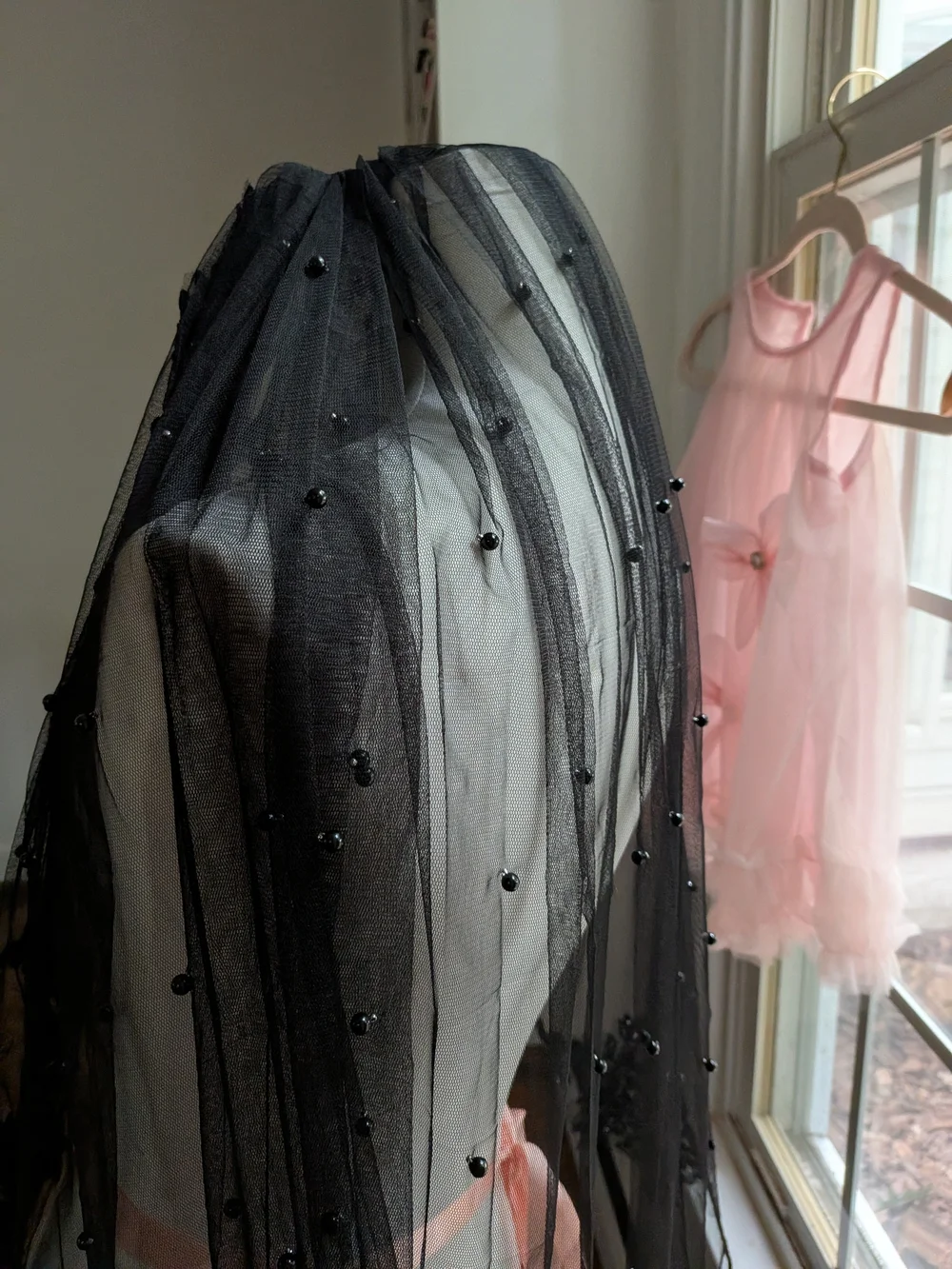 Black Floral Appliqué Veil